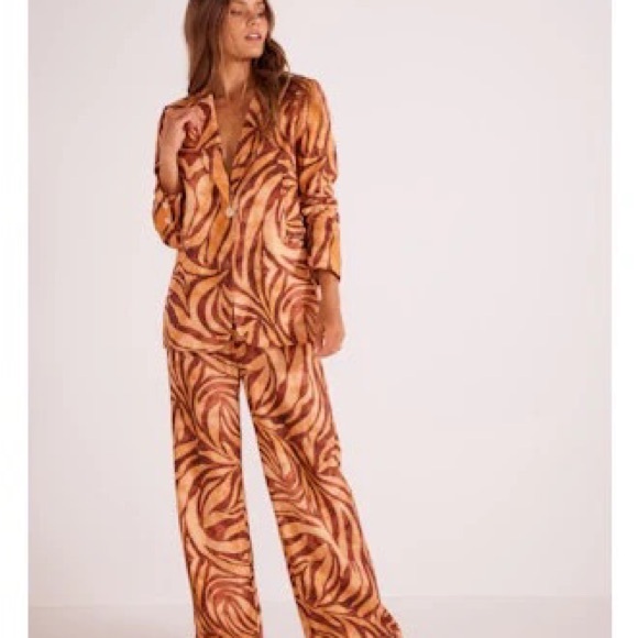 Mink Pink Goldie Wide Leg Pants - Picture 4 of 5